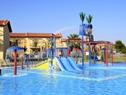 Hotel White Olive Marine Aquapark