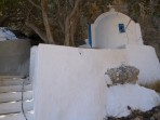 Kostelík s pramenem Zoodochos Pigi - ostrov Santorini foto 10